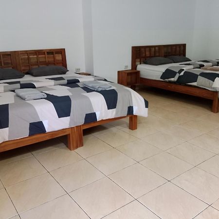 Omah Laut Bondo Jepara - By The Beach, Direct View Of The Sea, Great Base For Water Sports Margokerto Exterior foto