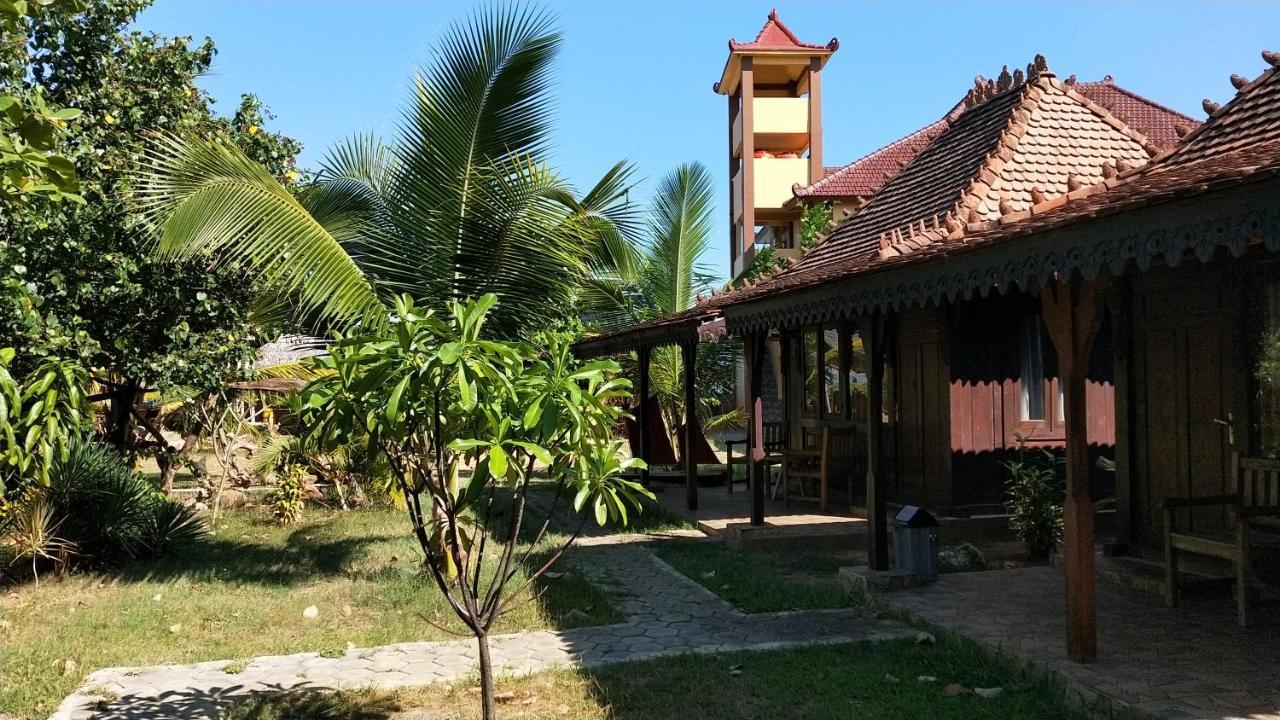 Omah Laut Bondo Jepara - By The Beach, Direct View Of The Sea, Great Base For Water Sports Margokerto Exterior foto